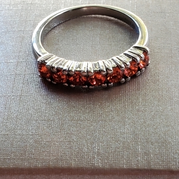 Red Rhinestones Ring 316L SS Size 7 NWOT - Picture 2 of 12